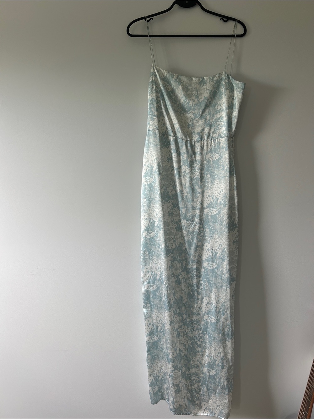 Reformation Light Blue and White Floral Frankie Dress